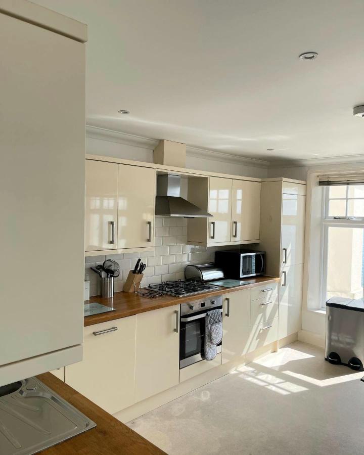 Shore Thing Beachfront Apartment Ramsgate - Sleeps 4 Екстериор снимка