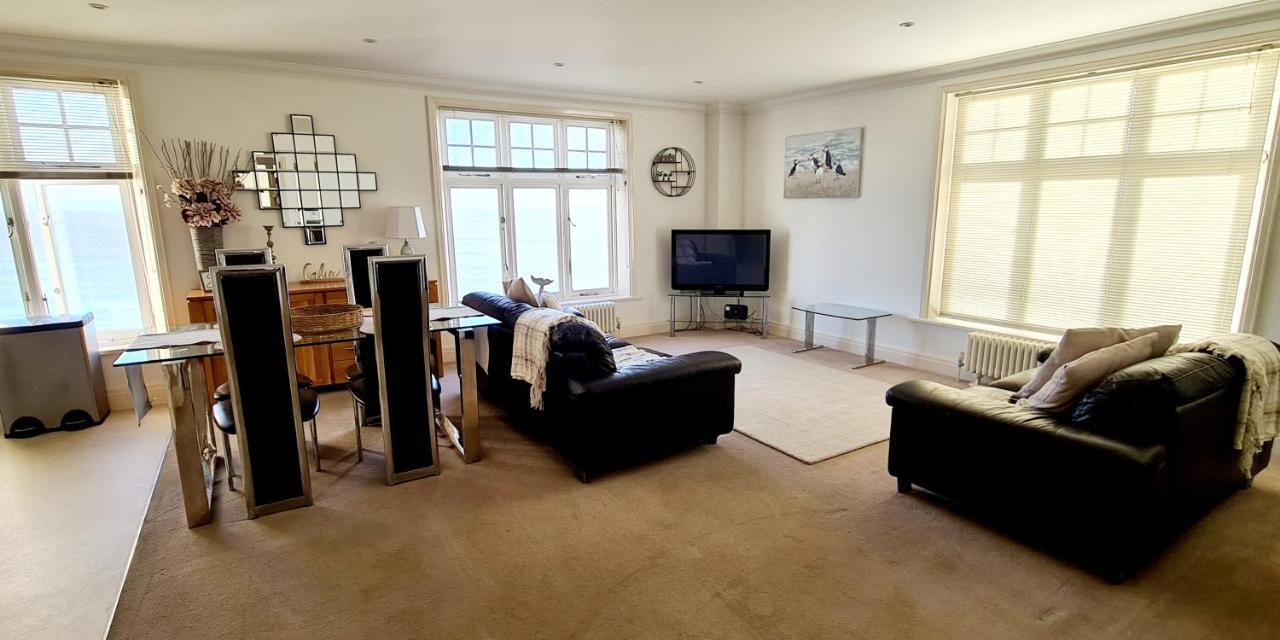 Shore Thing Beachfront Apartment Ramsgate - Sleeps 4 Екстериор снимка
